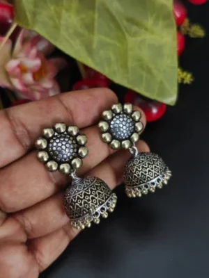 Dual Tone Jhumkas