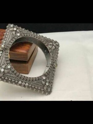 Antique Square Stone Kada