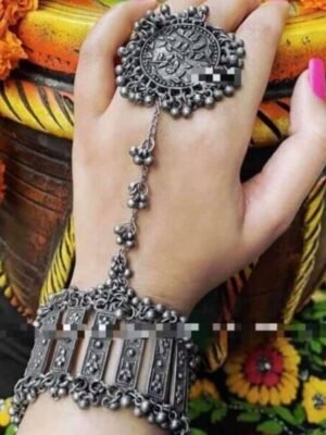 Silver Black Hand Harness