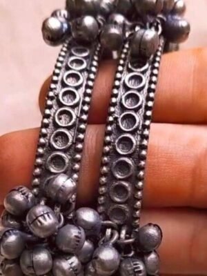 Antique Silver Look Ghunghroo Kada