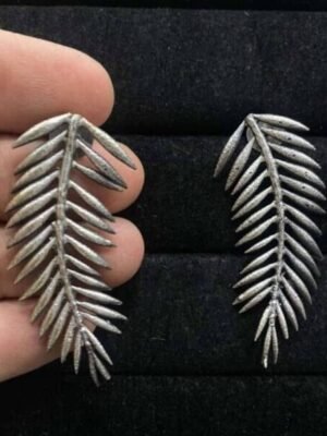 Stylish Leaf Feather Earrings