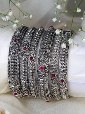 Kolhapuri Oxidised Stone Bangle set