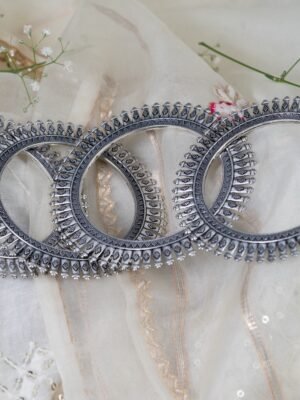 Oxidised Spike Bangle set