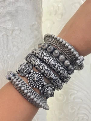 Openable Handcrafted Silver bangle Set of 6