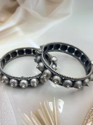 Openable Handcrafted Silver bangle Set of 6